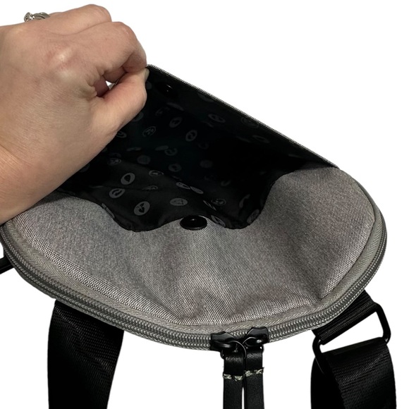 NWOT Bugatti Reborn Grey Slim Crossbody Bag Tablet Travel OS - Picture 4 of 15